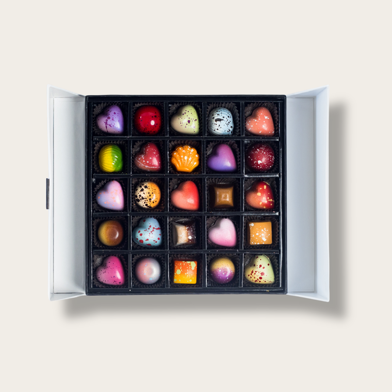 25 Piece Valentine's Gift Box, hi-res